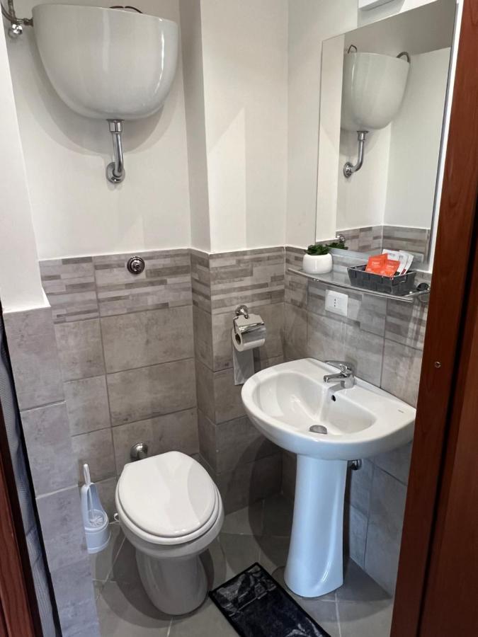 Saint Peter Vatican City Confortable Apartament Stellasia Casa Vacanza Roma Dış mekan fotoğraf
